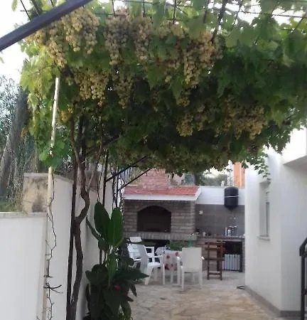 Svalina Apartment *