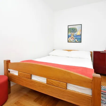 Apartment Svalina Trogir