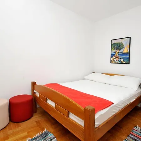 Svalina Apartment *